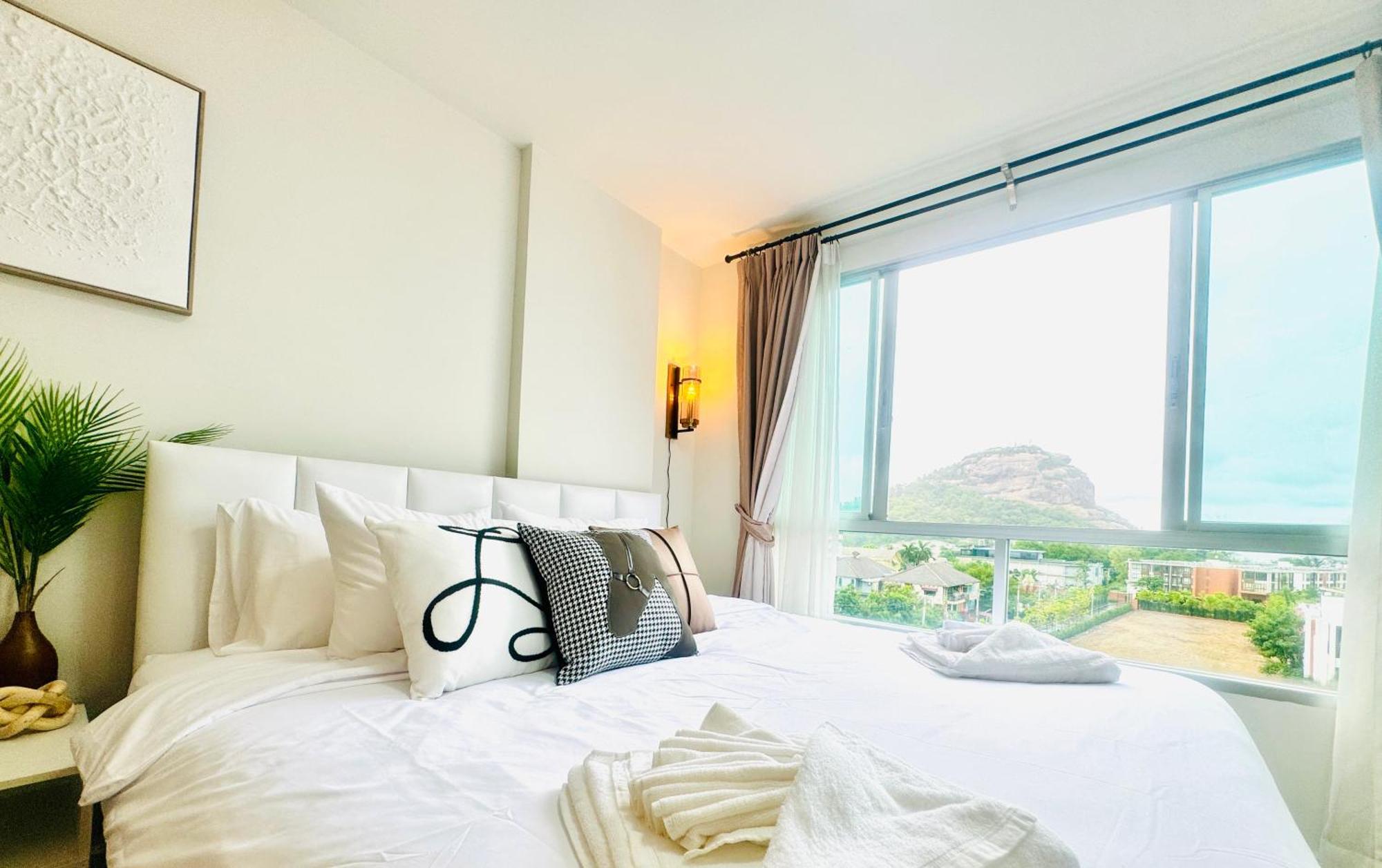 Sea&Mountain View,5 Mins Walk To Famous Beach With King Size Bed HHQ Exterior foto