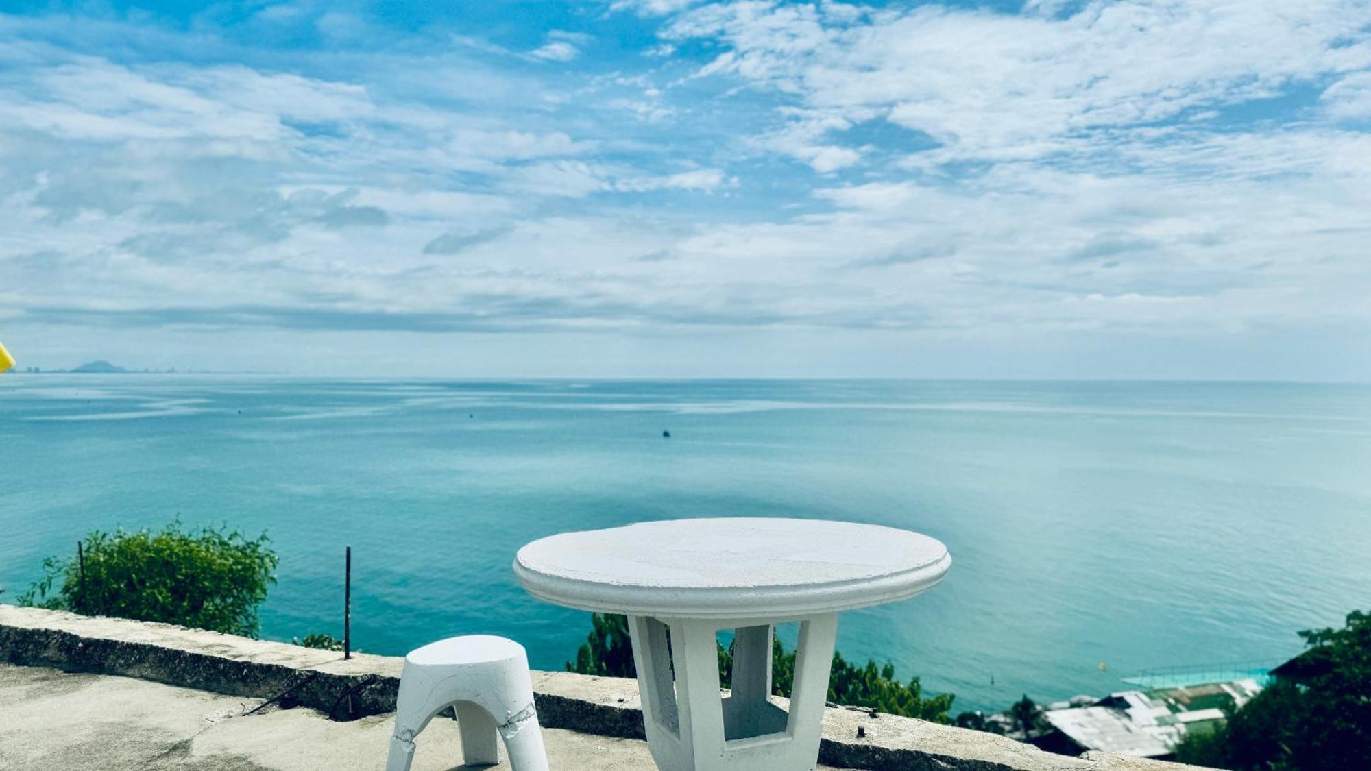 Sea&Mountain View,5 Mins Walk To Famous Beach With King Size Bed HHQ Exterior foto